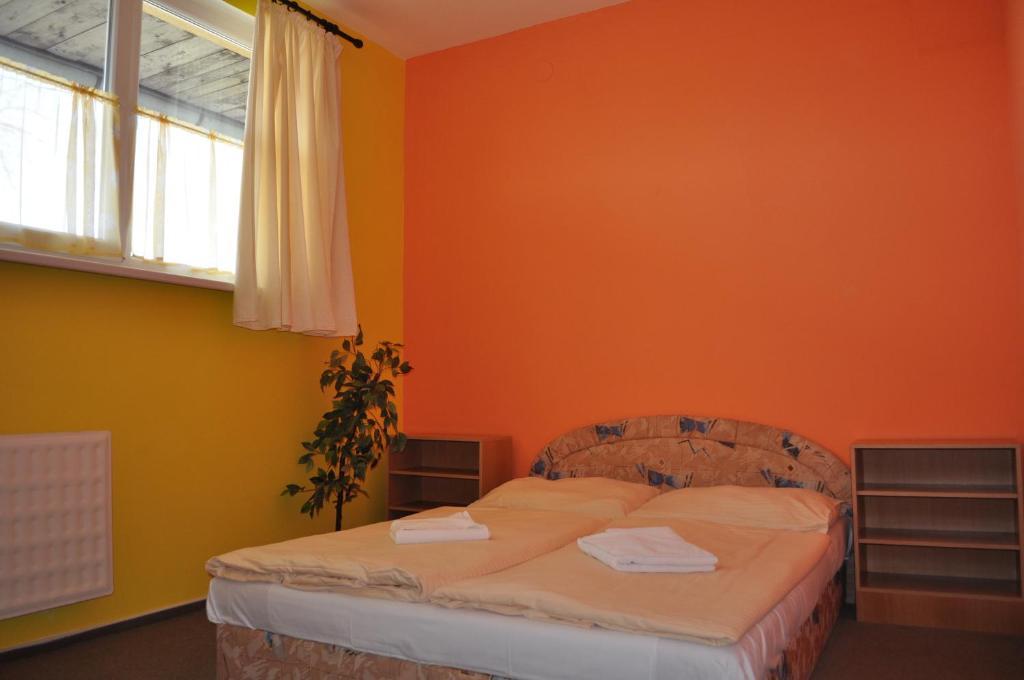 Sport Hotel Ostrov Trenčín Cameră foto